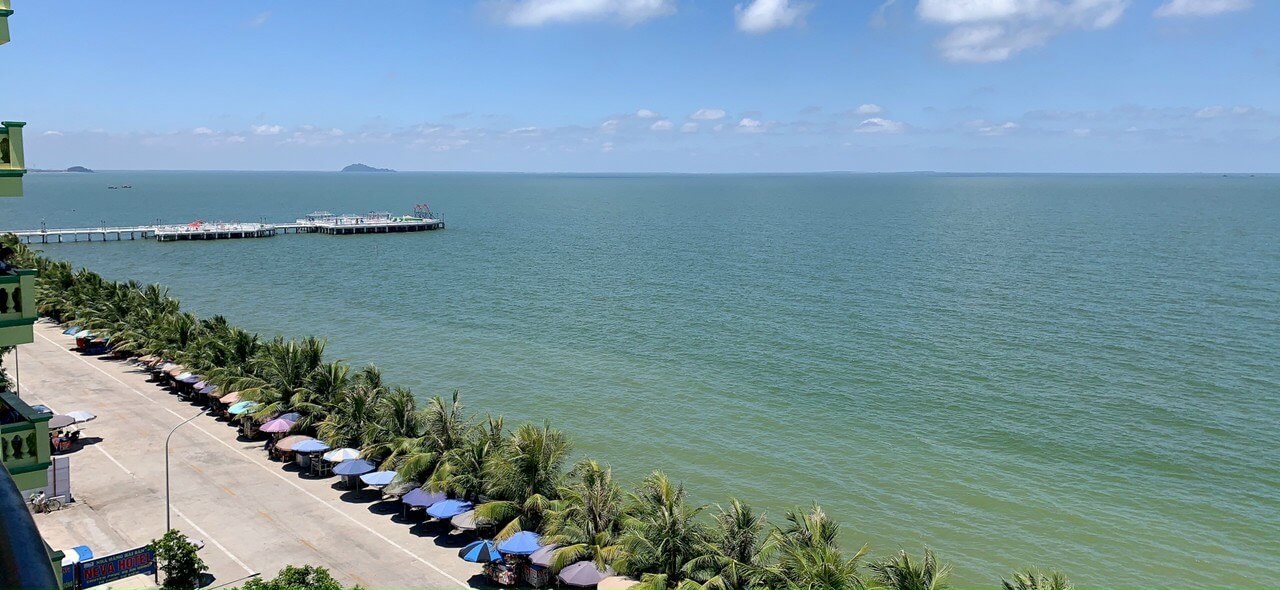 Cầu cảng Hải Tiến